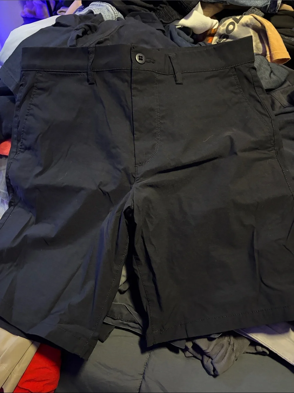 GAP Men's Black Flat-Front Casual Shorts